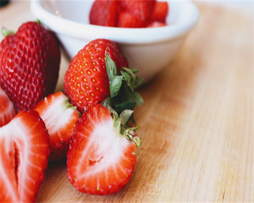 胚胎试管婴儿费用揭秘：一场生育梦的催泪之旅